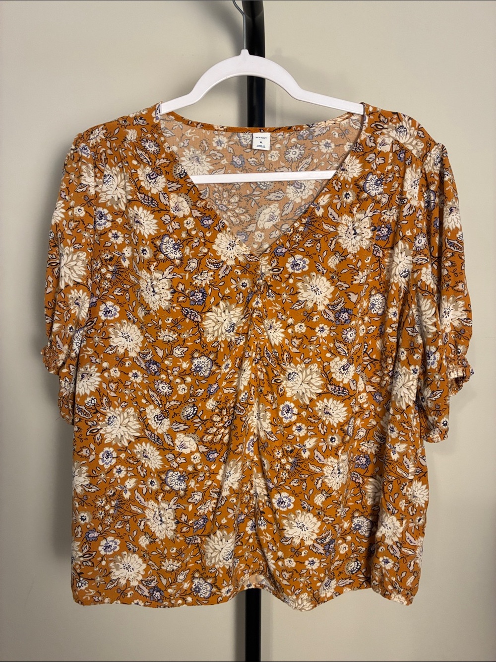 Old Navy Mustard Yellow Floral V-Neck Short Sleeve Cinch BlouseRayon Viscose  XL